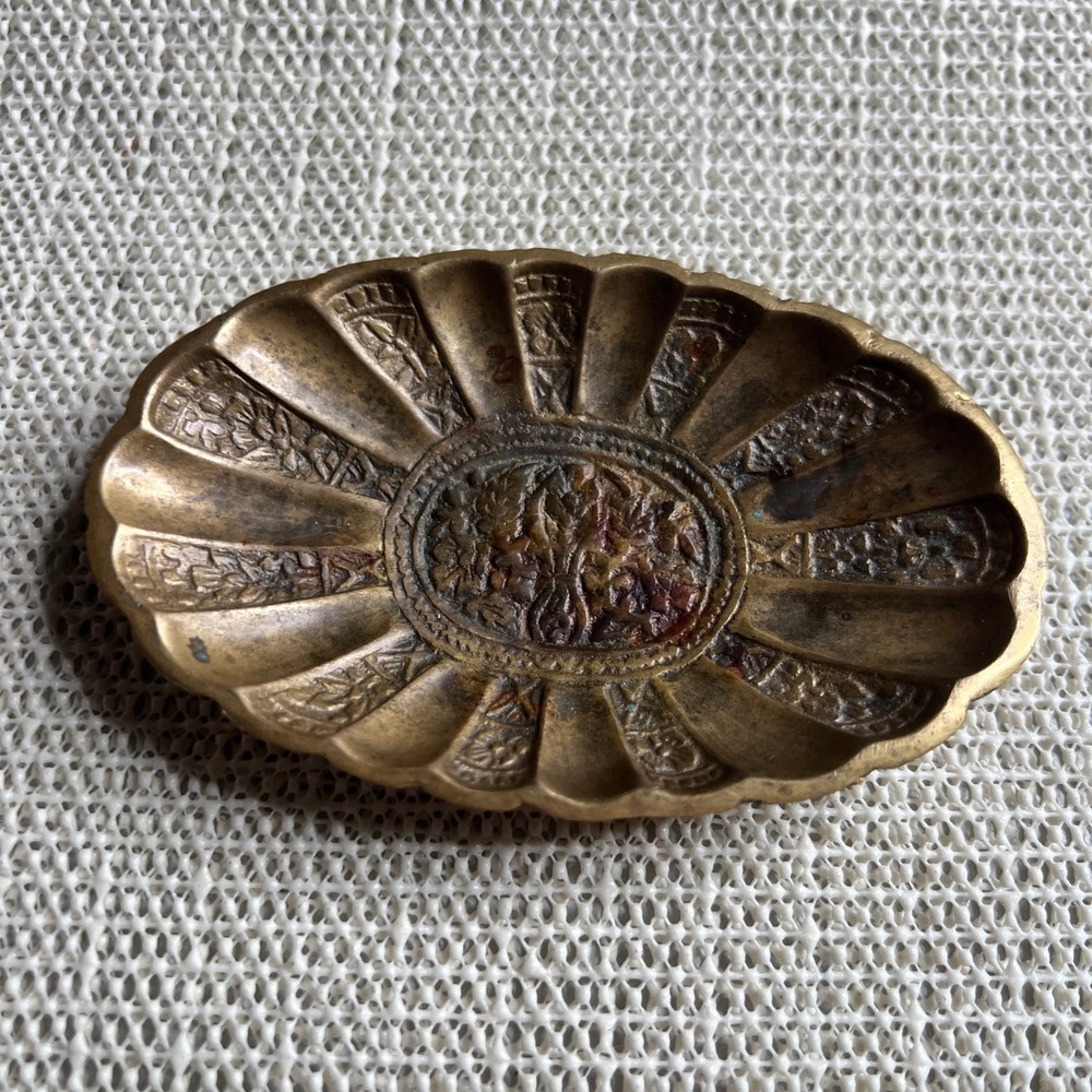 Vintage Brass Trinket Dish Embossed Scalloped Oval Decorative Bowl Made in India